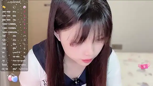 Snapshot of Yomi-lucyk chatting on 03.24.26 Yomi-lucyk online show from 03.24.26