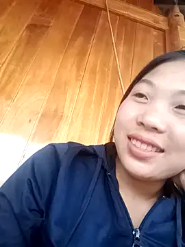 Snapshot of Sakyk8 chatting on 03.23.26 Sakyk8 online show from 03.23.26