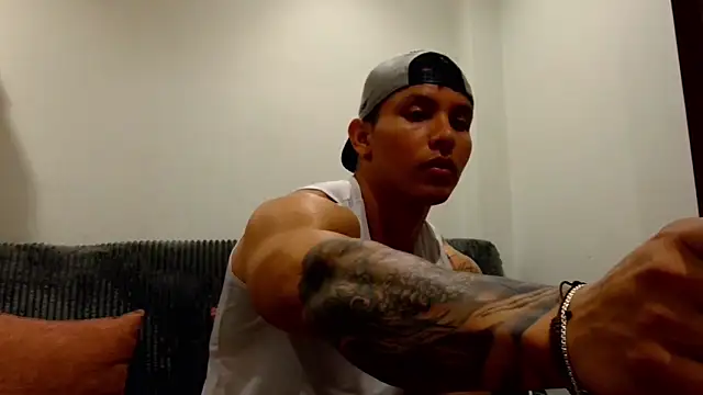 Snapshot of JAYCAM_ chatting on 04.23.26 JAYCAM online show from 04.23.26