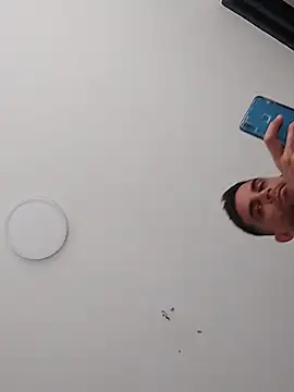 Snapshot of Dereckrose23 chatting on 03.18.26 Dereckrose23 online show from 03.18.26