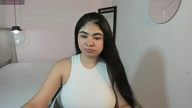 MilaHeat1 online show from 05.02.26