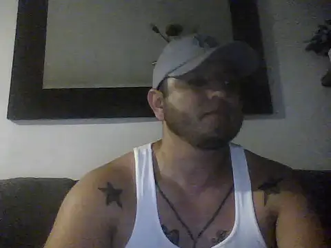 HOTB0Y18 online show from 04.22.26