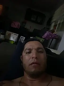 HOTB0Y18 online show from 05.08.26