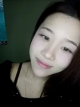 Snapshot of Luna_beautifullll chatting on 03.31.26 Luna beautifullll online show from 03.31.26