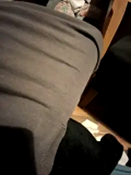 Snapshot of lucky9402 chatting on 03.24.26 lucky9402 online show from 03.24.26