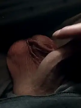 Snapshot of Schamlippenspreitzer chatting on 10.30.25 Schamlippenspreitzer online show from 10.30.25