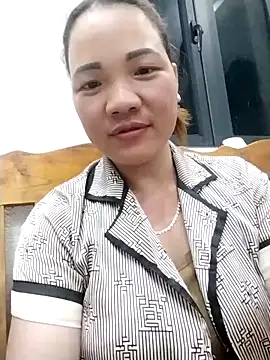 Snapshot of sfgggg1111 chatting on 03.24.26 sfgggg1111 online show from 03.24.26