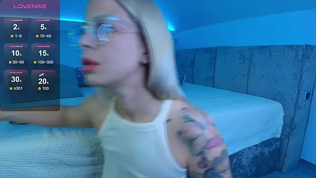 BluEyesKate online show from 06.24.26