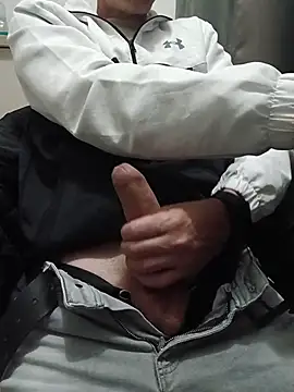 Skinboy06 online show from 04.19.26
