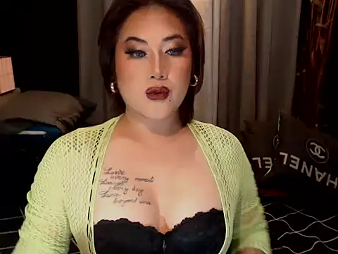 Snapshot of YourMistressAggy chatting on 07.10.26 YourMistressAggy online show from 07.10.26