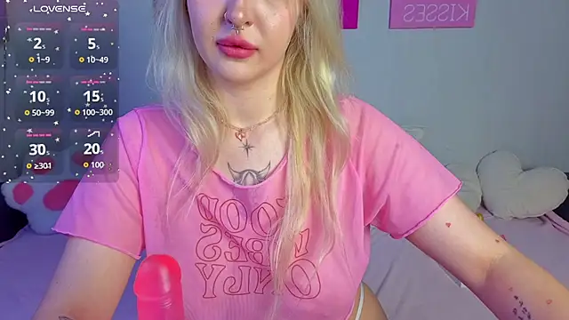 BlondieSummer online show from 07.18.26