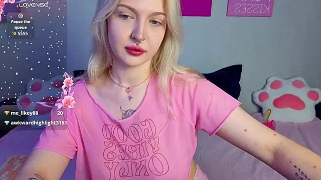 BlondieSummer online show from 08.08.26