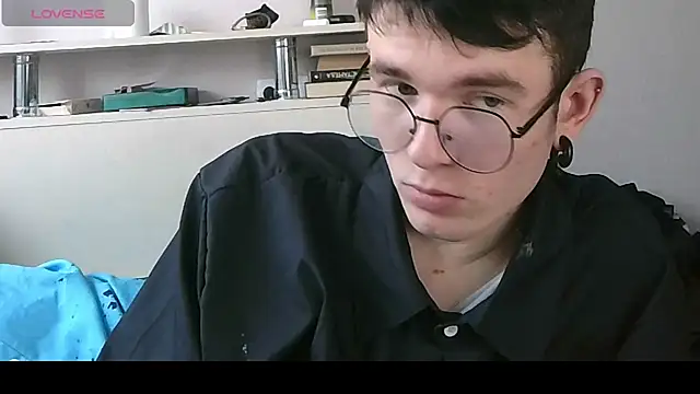 Ernest ice online show from 05.04.26