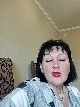 HelgaDennis online show from 04.05.26