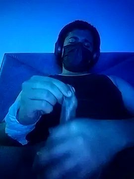 Snapshot of Small_dick_069 chatting on 03.21.26 Small dick 069 online show from 03.21.26