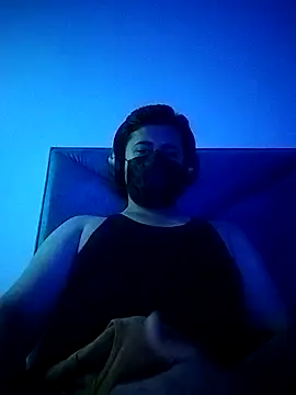 Snapshot of Small_dick_069 chatting on 03.24.26 Small dick 069 online show from 03.24.26