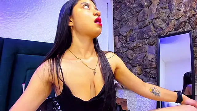 LindaCatalina  online show from 05.25.26