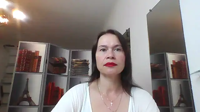 Snapshot of Selena_Moo chatting on 06.12.26 Selena Moo online show from 06.12.26