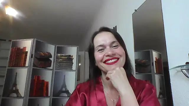 Snapshot of Selena_Moo chatting on 06.27.26 Selena Moo online show from 06.27.26