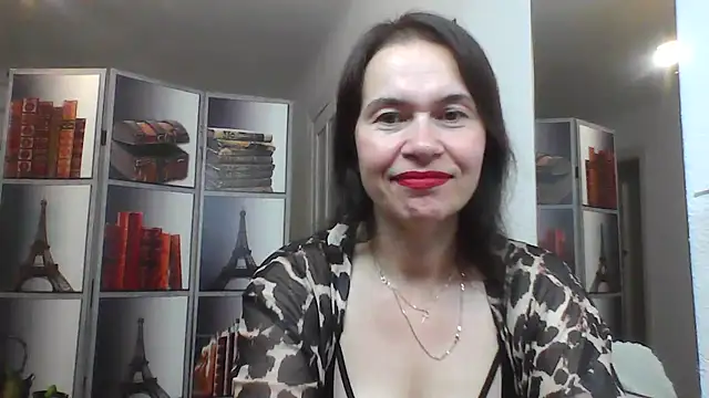 Snapshot of Selena_Moo chatting on 08.06.26 Selena Moo online show from 08.06.26