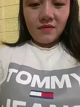 Snapshot of Annaxyz chatting on 03.26.26 Annaxyz online show from 03.26.26