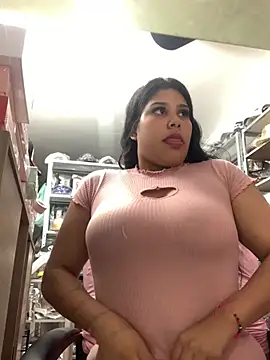 Snapshot of venuslaferte_ chatting on 03.21.26 venuslaferte online show from 03.21.26