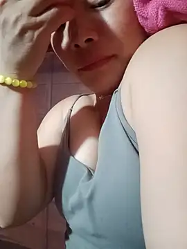 Snapshot of -Bangi- chatting on 06.23.26 -Bangi- online show from 06.23.26