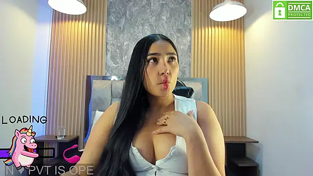Sulay Kim online show from 04.23.26
