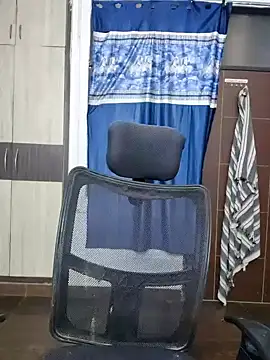 Snapshot of ALIZA_FENDY chatting on 03.24.26 ALIZA FENDY online show from 03.24.26