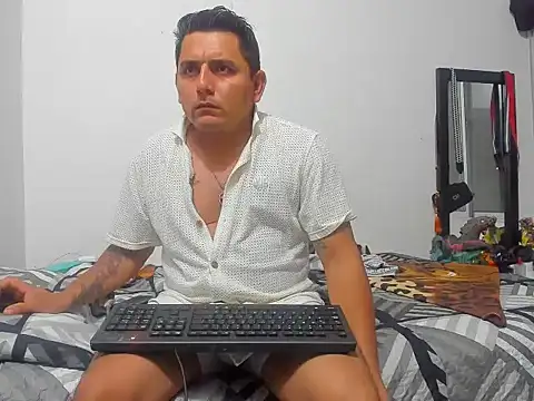 Snapshot of danisttar chatting on 03.22.26 danisttar online show from 03.22.26