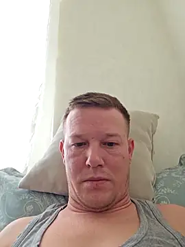 Garfieldd12 online show from 03.21.26