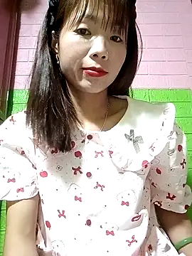 AmyLinee01 online show from 04.25.26