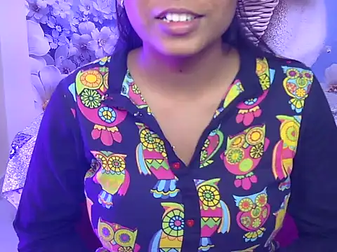 Snapshot of hoty-pinka chatting on 03.30.26 hoty-pinka online show from 03.30.26