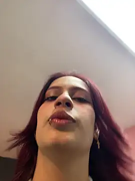 steffmontespink18 online show from 06.15.26