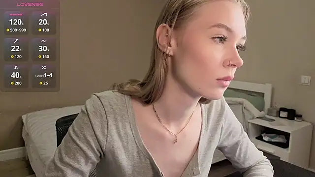 Sellina moon online show from 04.22.26