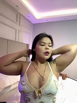 Snapshot of Ada_johansenn chatting on 04.05.26 Ada johansenn online show from 04.05.26