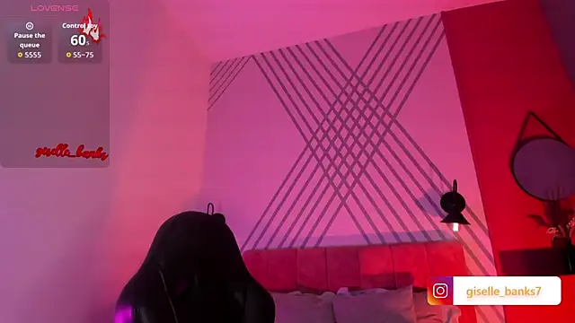 Giselle Banks  online show from 07.29.26