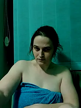 Snapshot of slutty_annie69 chatting on 03.24.26 slutty annie69 online show from 03.24.26