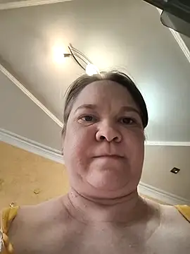 Snapshot of _Yourpussy_ chatting on 03.30.26 Yourpussy online show from 03.30.26