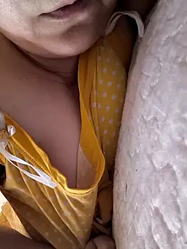 Snapshot of _Yourpussy_ chatting on 04.07.26 Yourpussy online show from 04.07.26