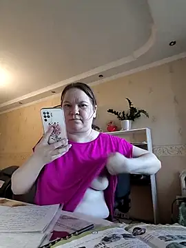 Snapshot of _Yourpussy_ chatting on 04.18.26 Yourpussy online show from 04.18.26