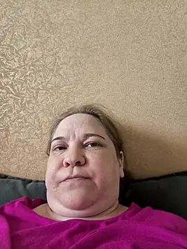 Snapshot of _Yourpussy_ chatting on 05.18.26 Yourpussy online show from 05.18.26