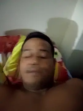 Snapshot of enyerisrrae chatting on 03.25.26 enyerisrrae online show from 03.25.26