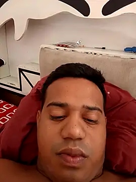 Snapshot of enyerisrrae chatting on 03.28.26 enyerisrrae online show from 03.28.26