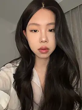 jolie 33 online show from 06.15.26