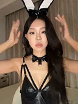 jolie 33 online show from 06.16.26