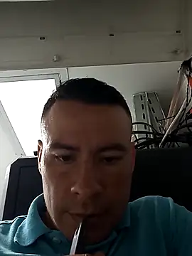 Snapshot of Meliods chatting on 03.24.26 Meliods online show from 03.24.26