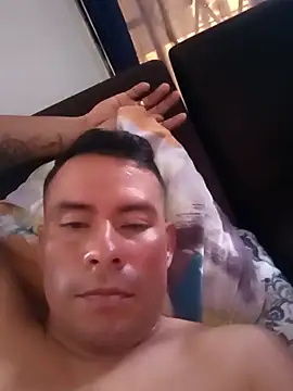 Snapshot of Meliods chatting on 04.01.26 Meliods online show from 04.01.26