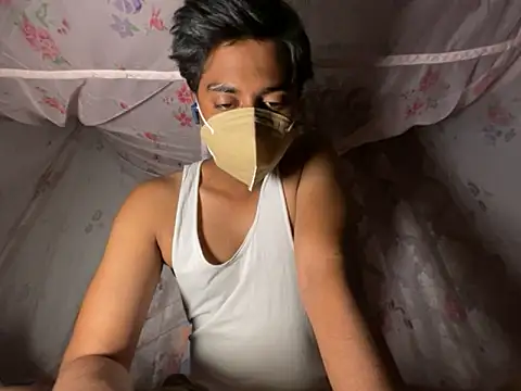 Snapshot of sinner2511 chatting on 03.26.26 sinner2511 online show from 03.26.26