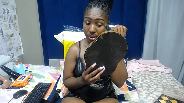 Candylips22 online show from 06.11.26